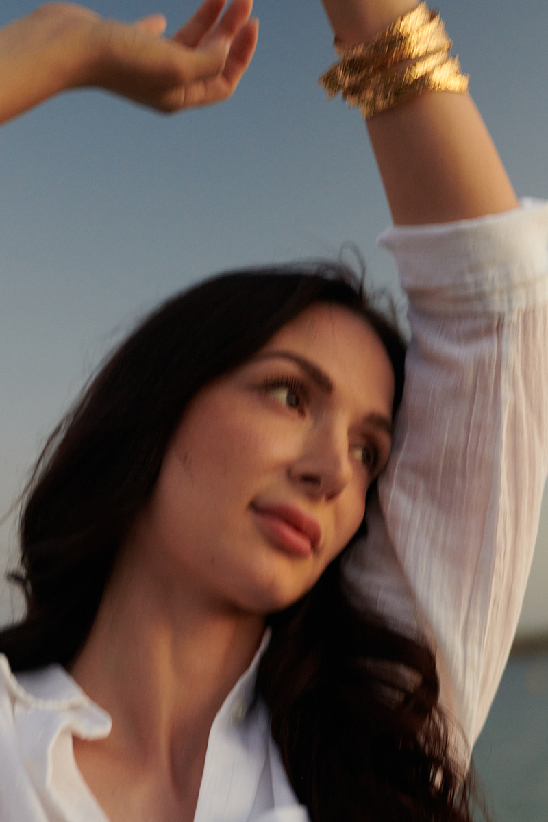 About Bottom Area Right Image